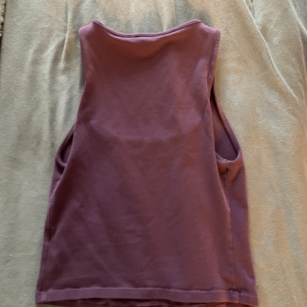 Tank - Picture 3 of 3